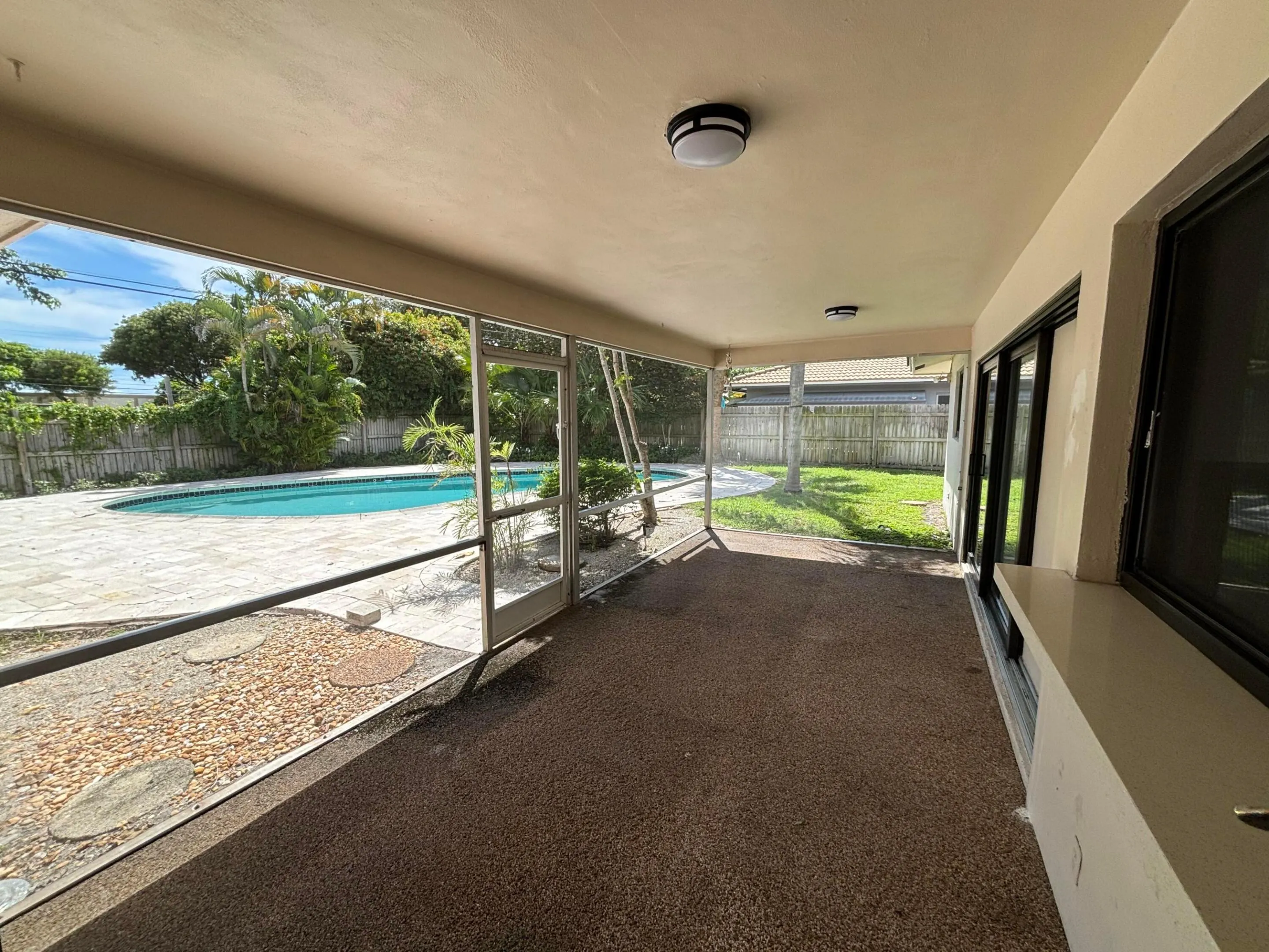 3760 NW 2ND Court