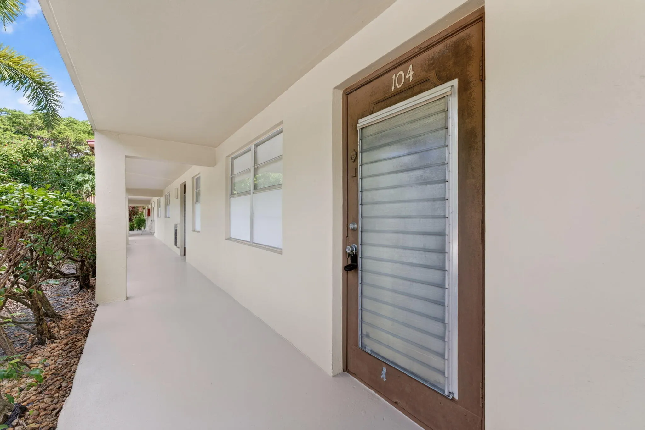 7490 NW 1st Street #104
