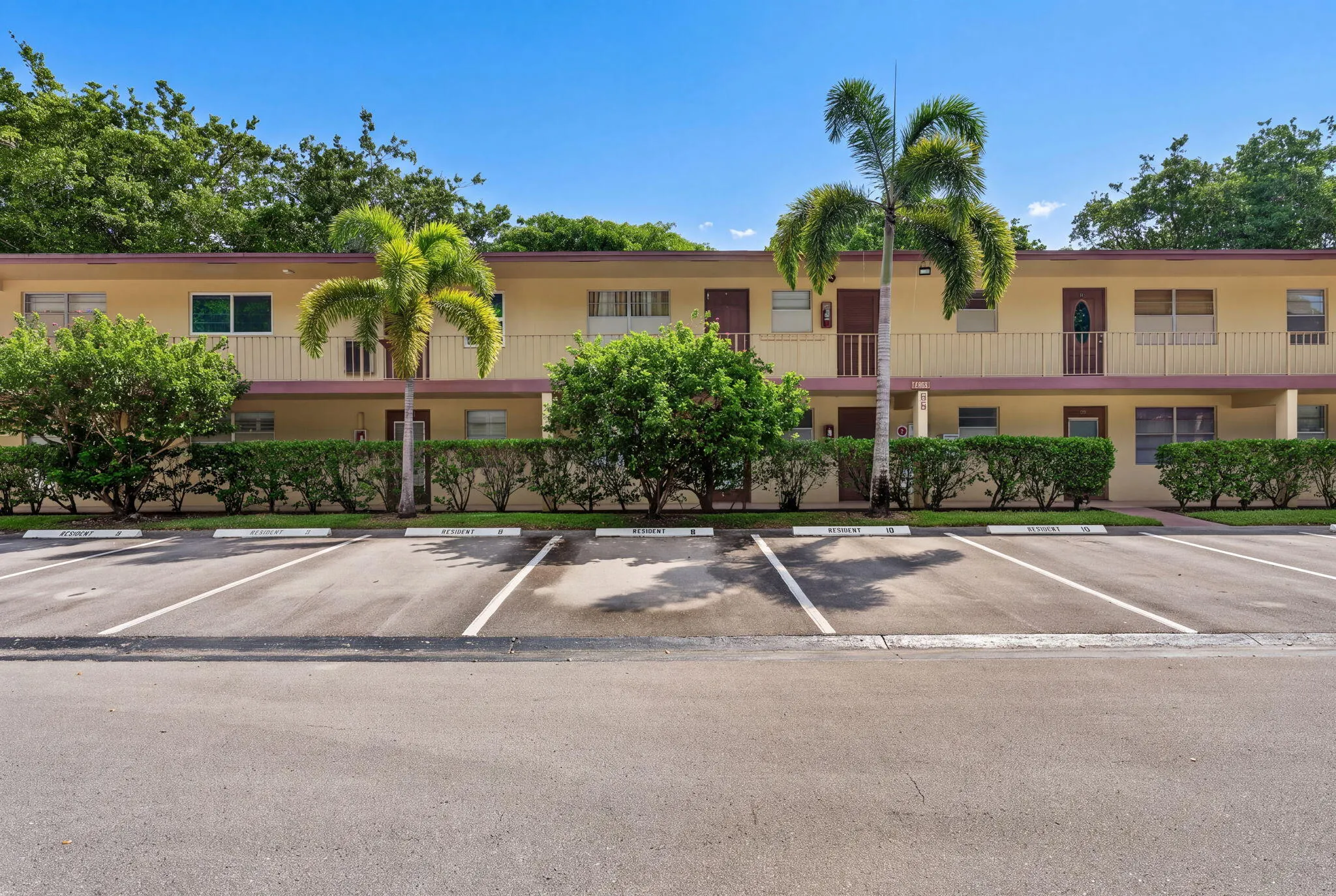 7490 NW 1st Street #104