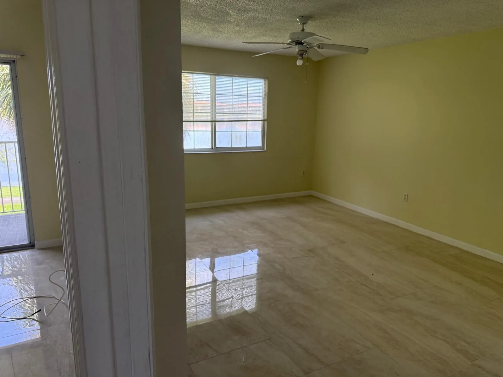5061 WILES Road #202