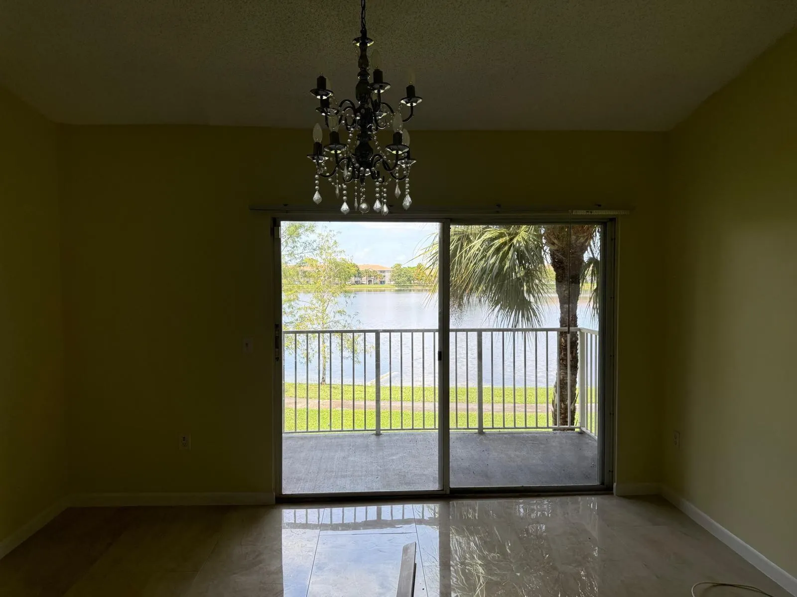 5061 WILES Road #202