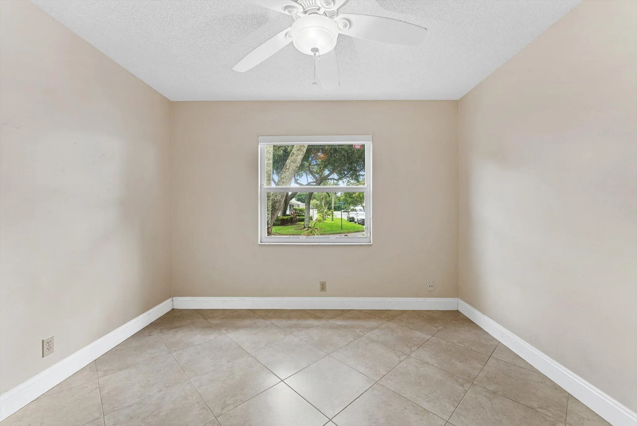 8959 Sunnywood Place