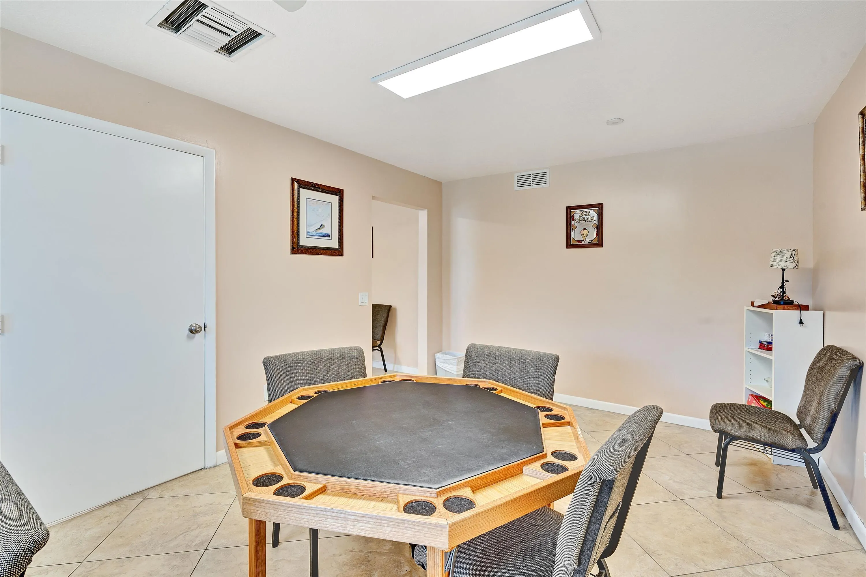 22 Abbey Lane #106