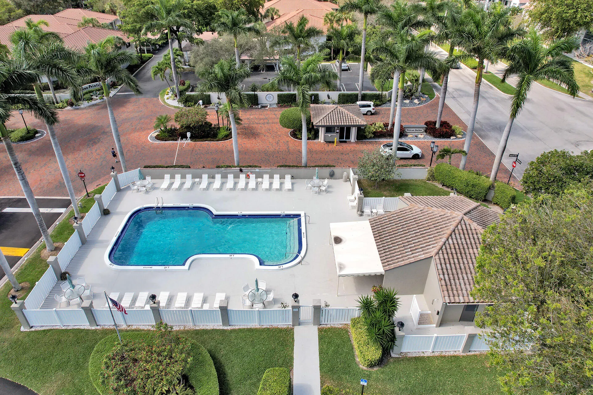 40 Pelican Pointe Drive #205