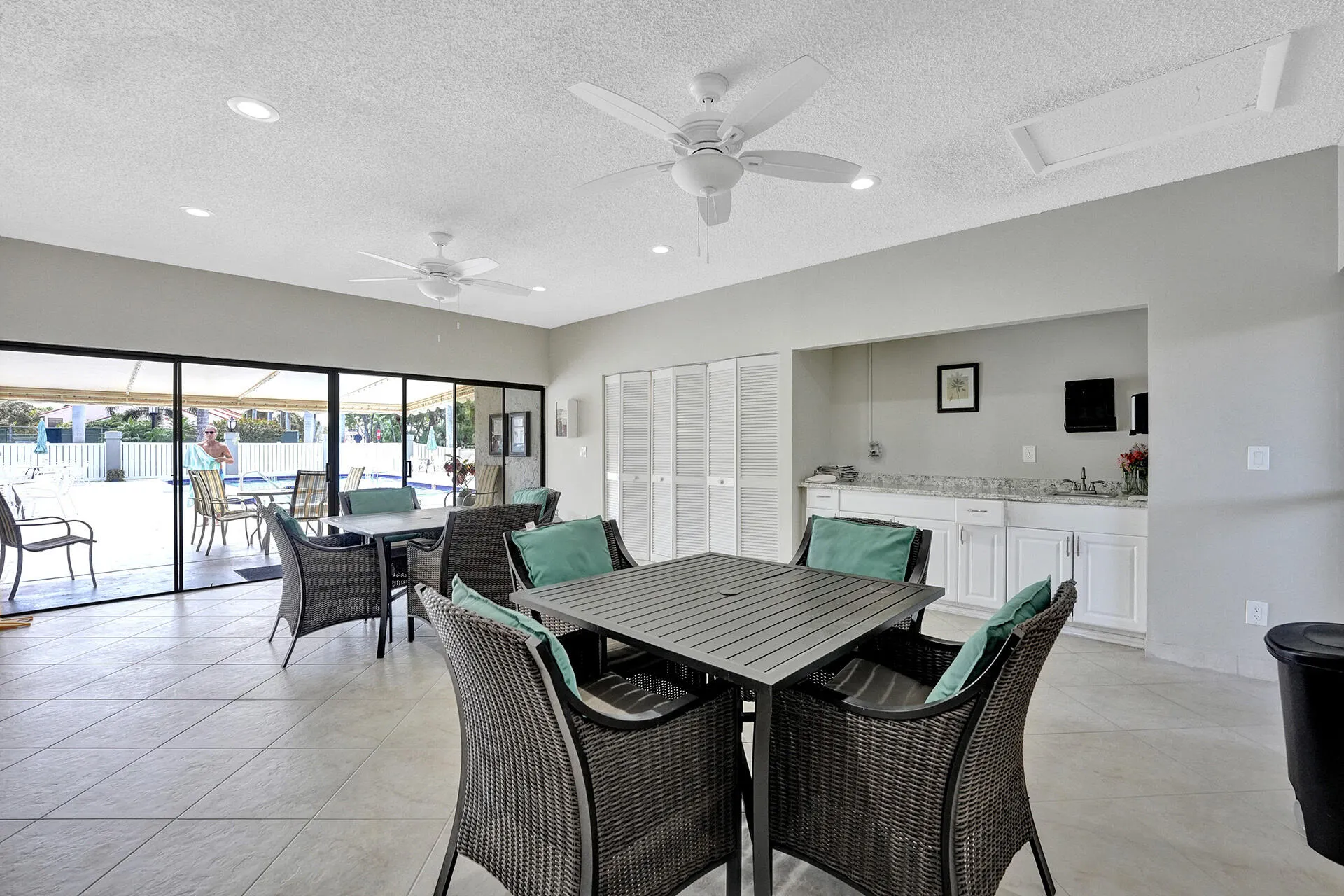 40 Pelican Pointe Drive #205