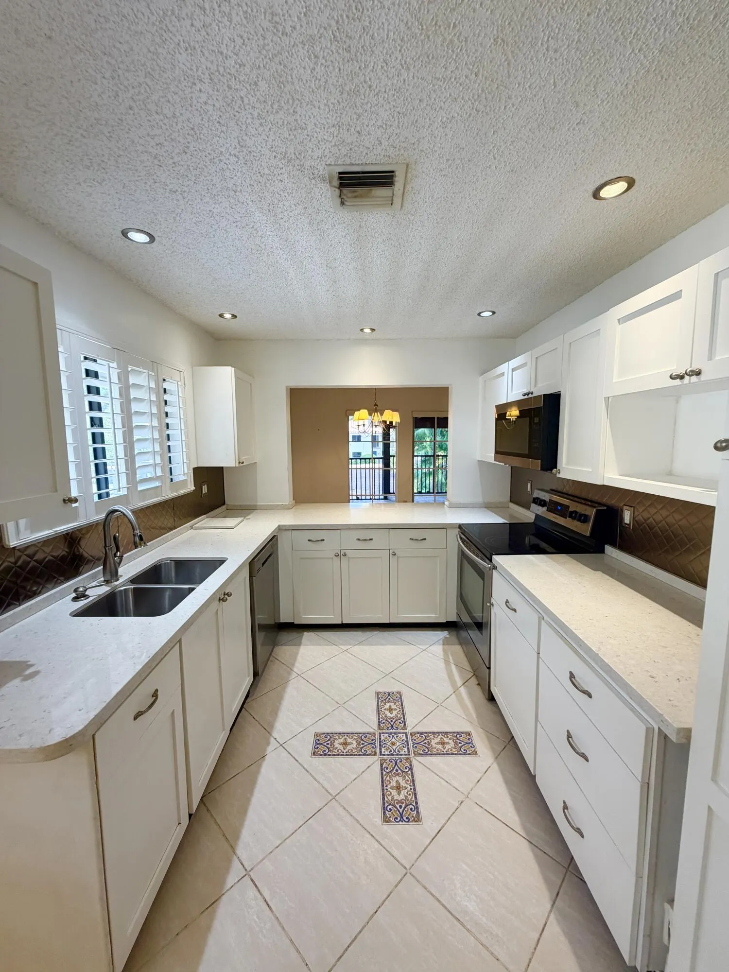 40 Pelican Pointe Drive #205