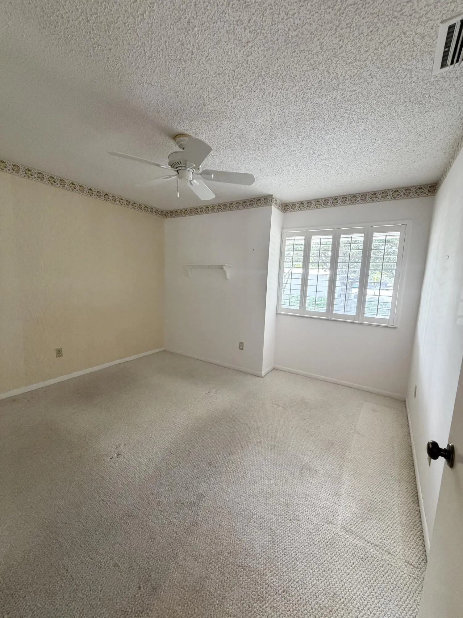 40 Pelican Pointe Drive #205