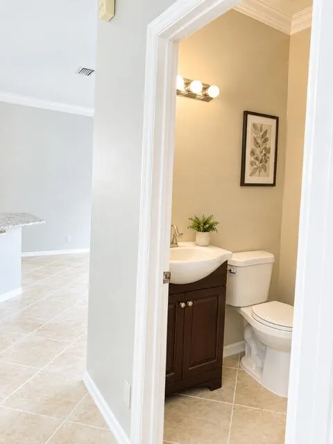 3829 Woodfield Drive
