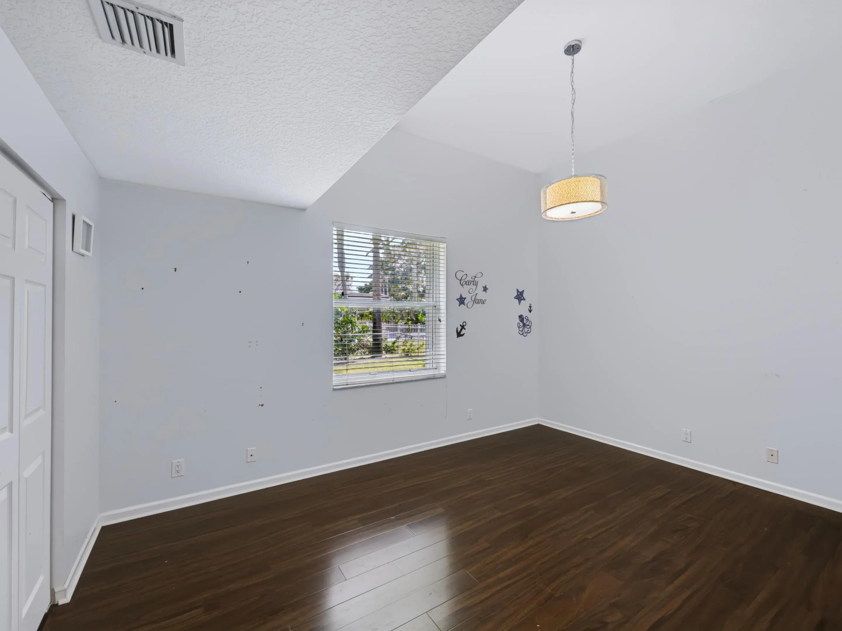 5574 Bermuda Dunes Circle