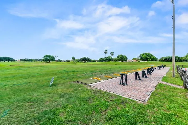 5574 Bermuda Dunes Circle