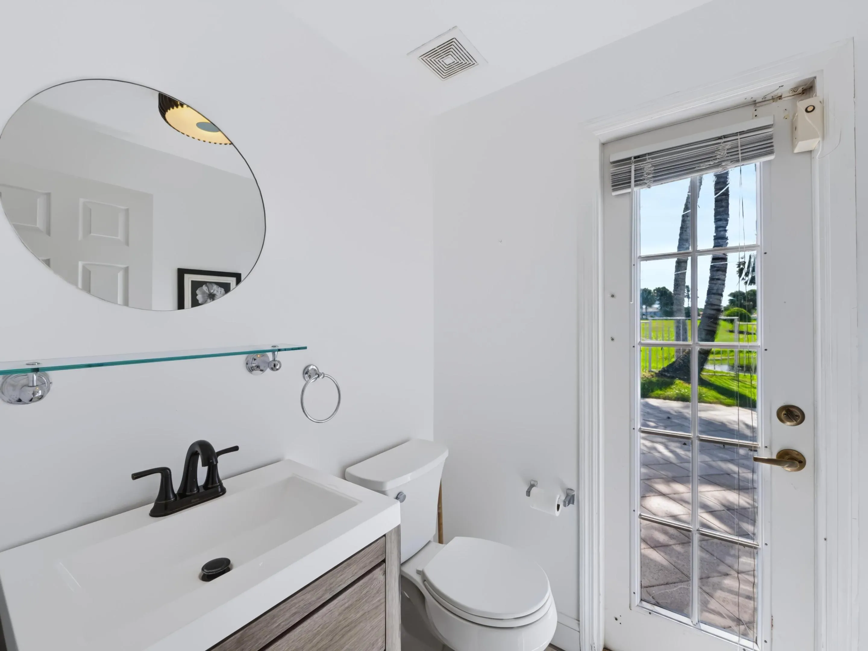 5574 Bermuda Dunes Circle