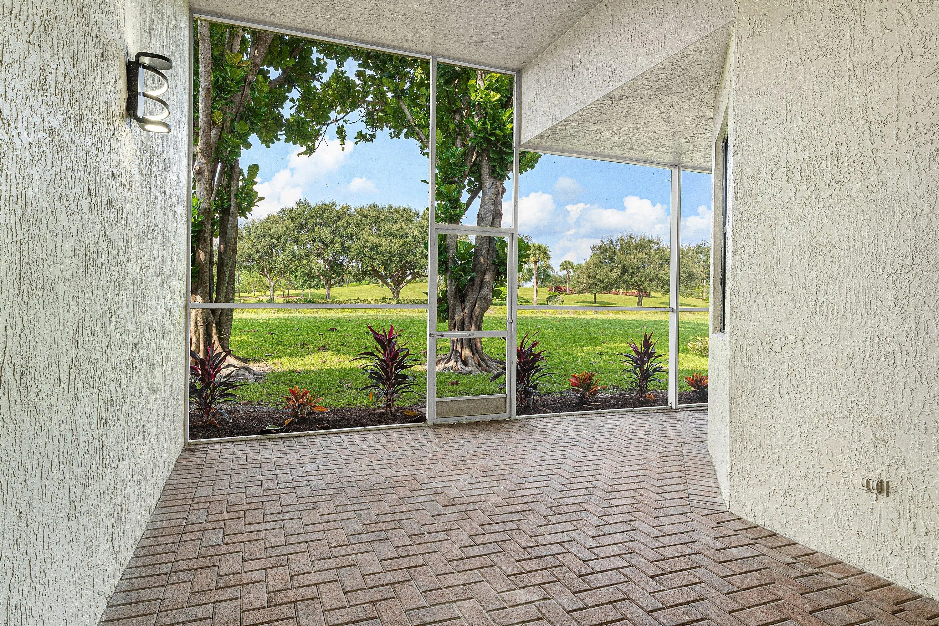 7868 MONARCH Court
