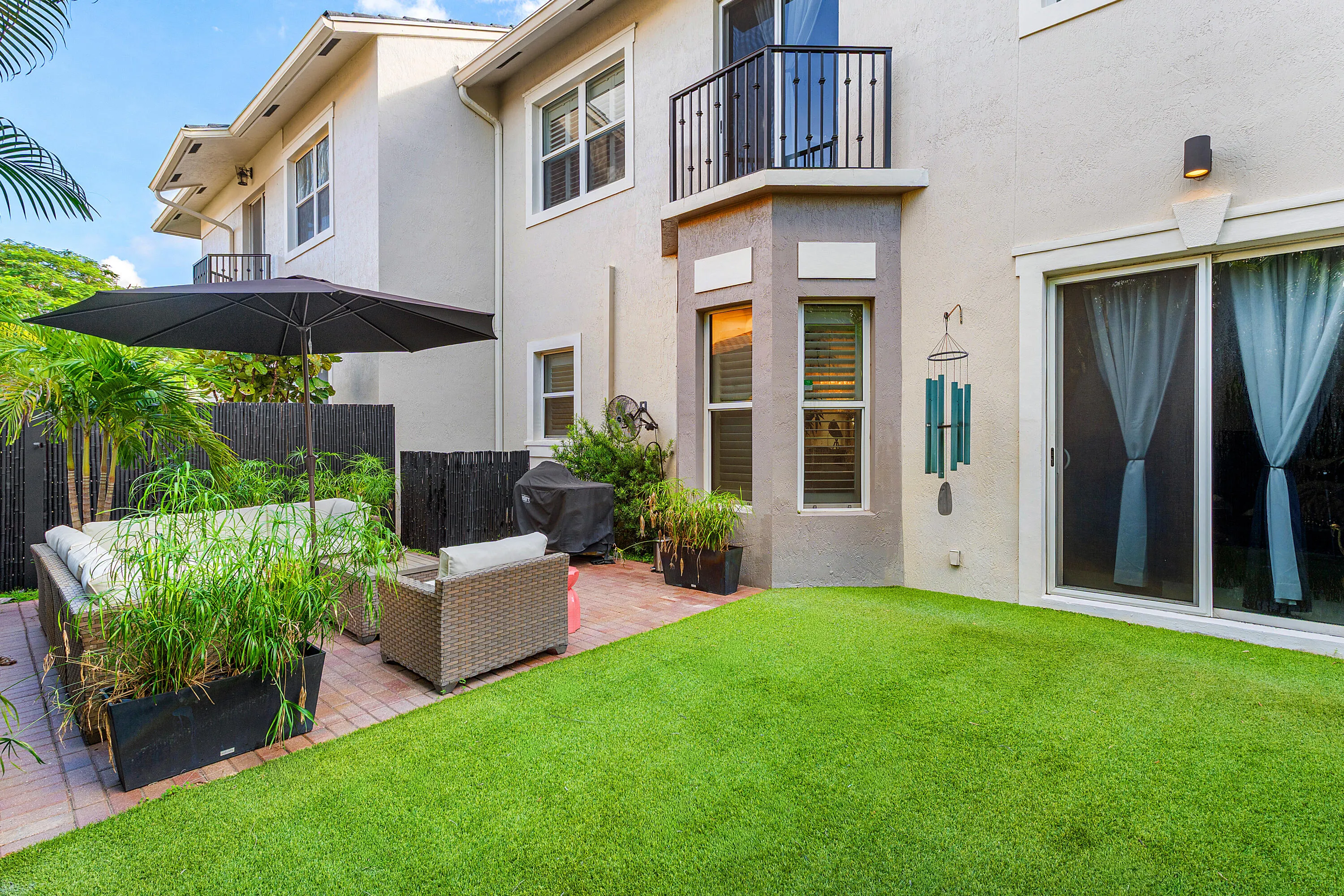 1840 HIGHLAND GROVE Drive