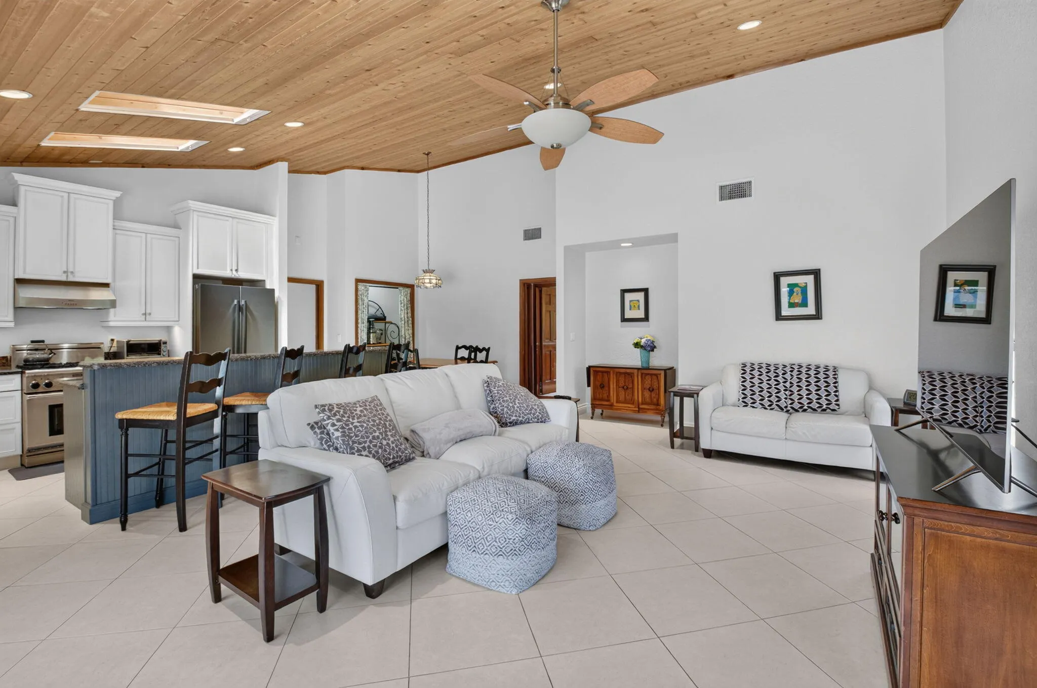 2750 NW 26TH Court