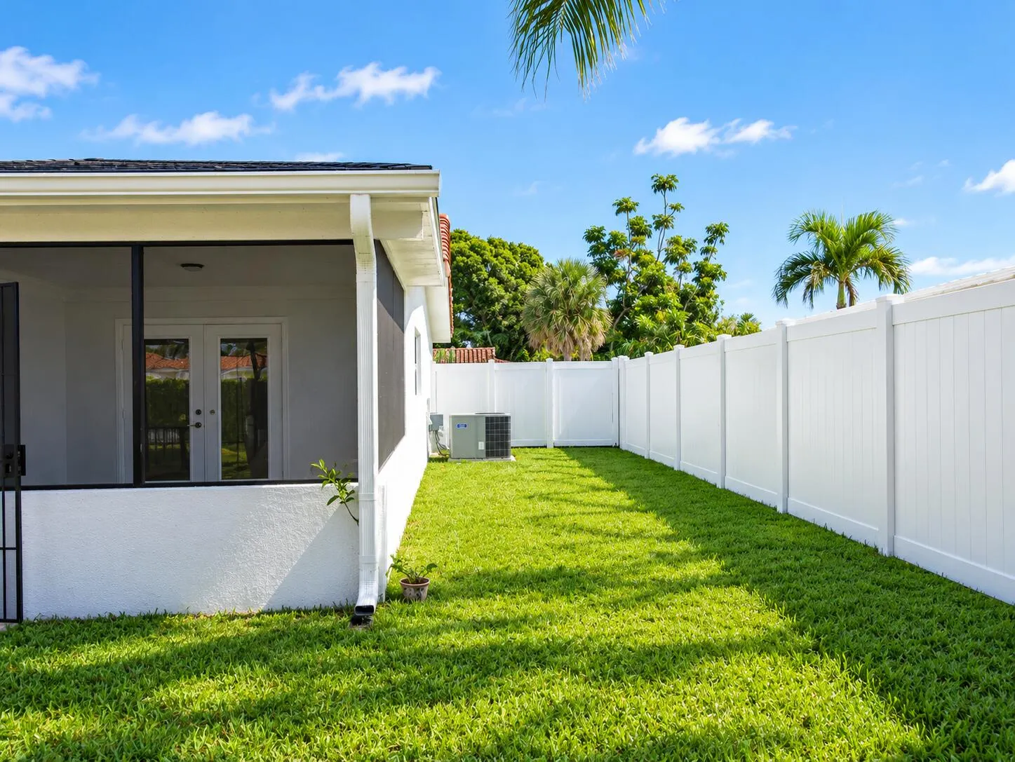266 SW 12TH Street