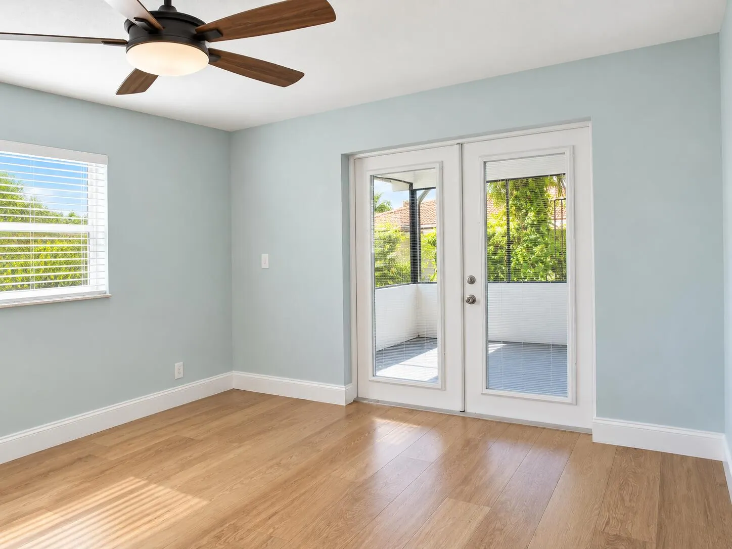 266 SW 12TH Street