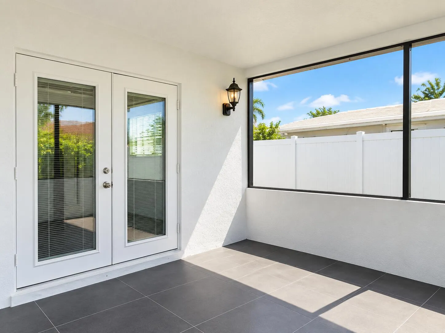 266 SW 12TH Street