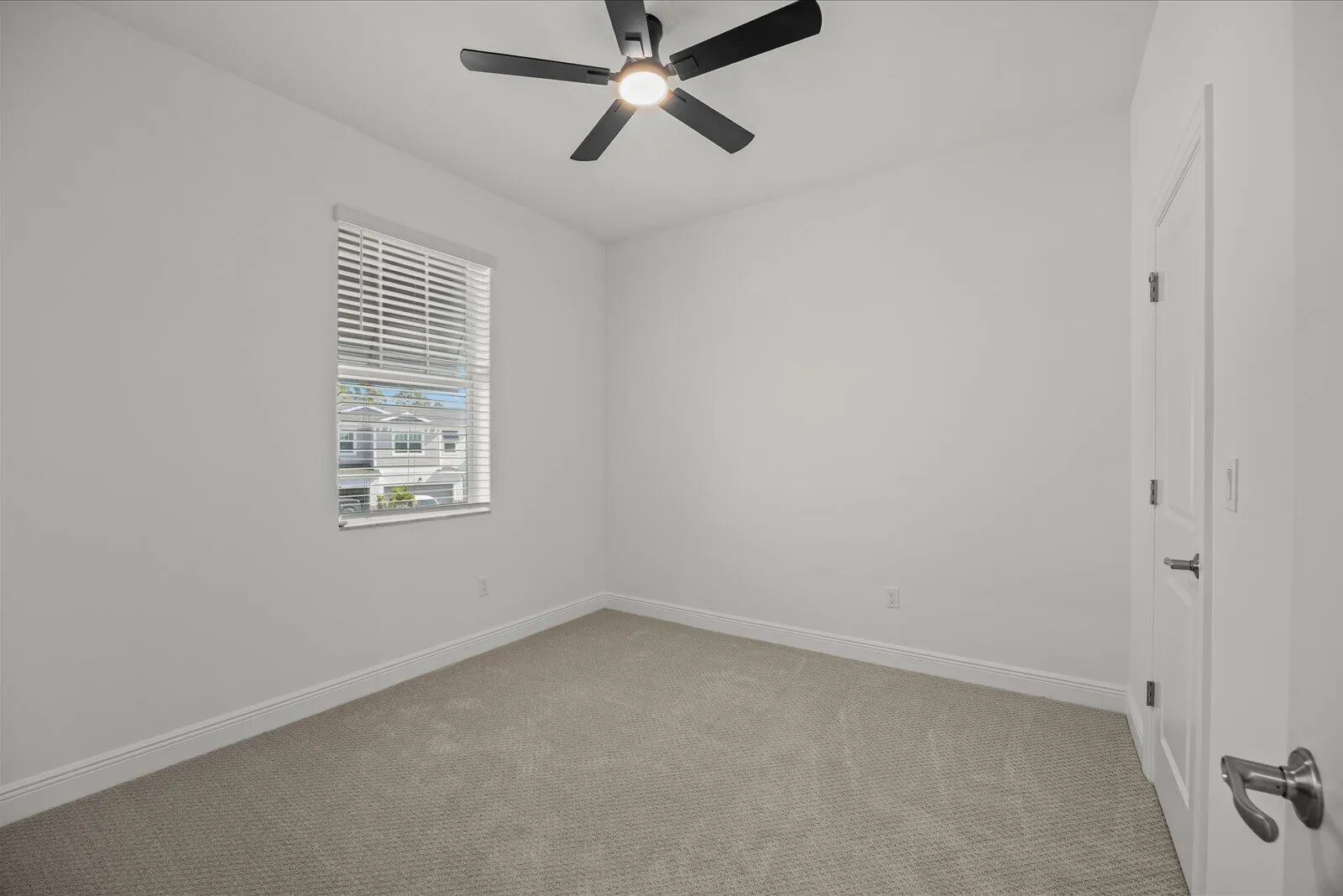 3566 NW SOLANGE Court