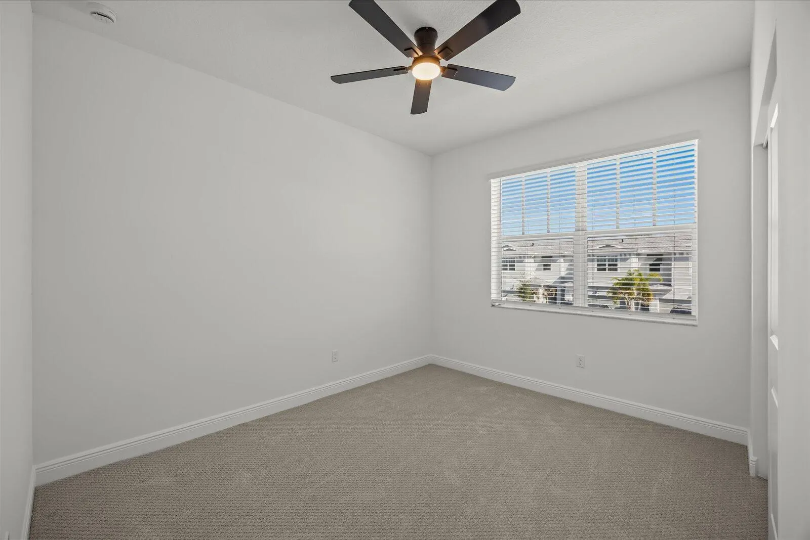 3566 NW SOLANGE Court