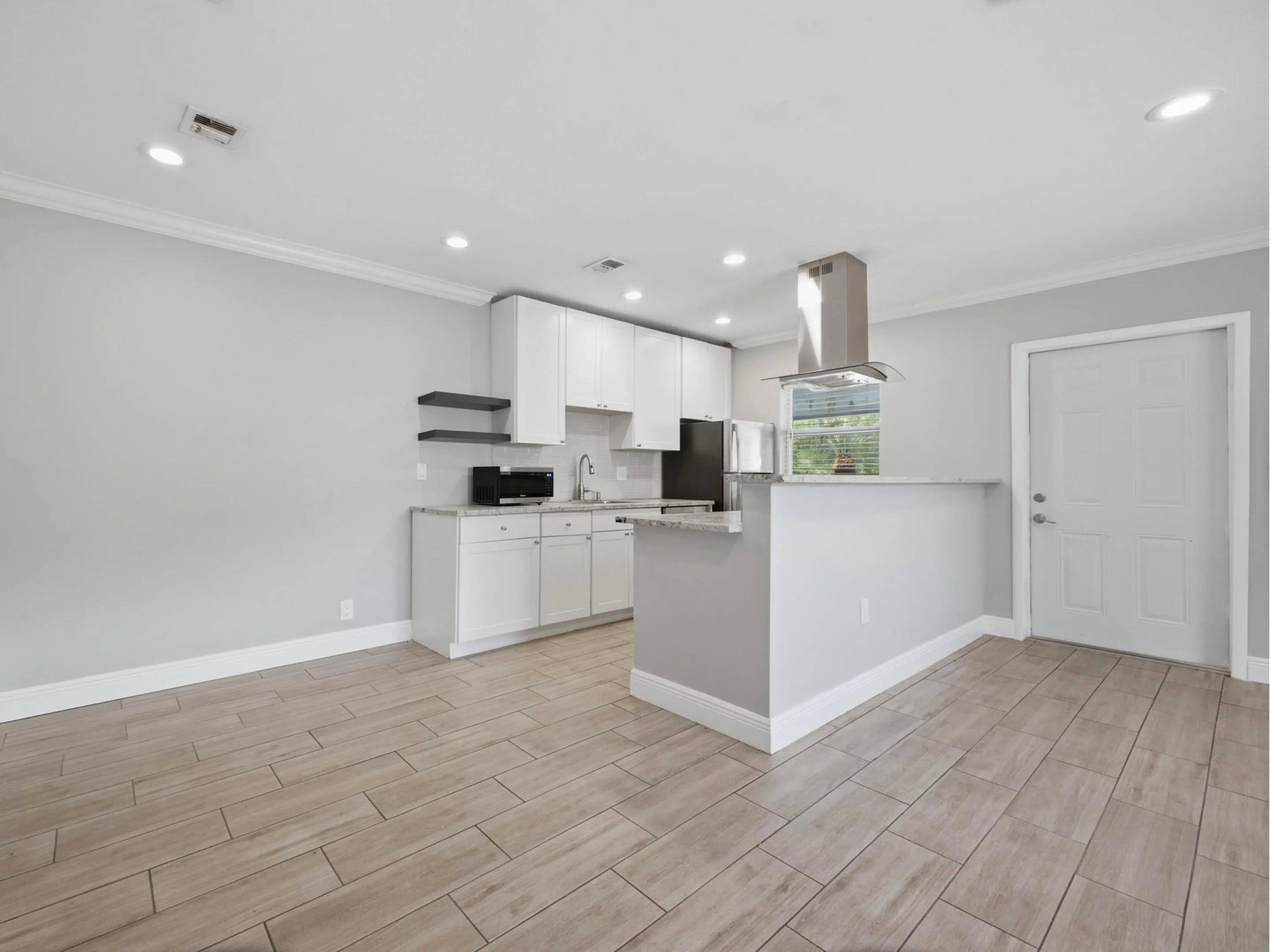 3125 Albatross Road