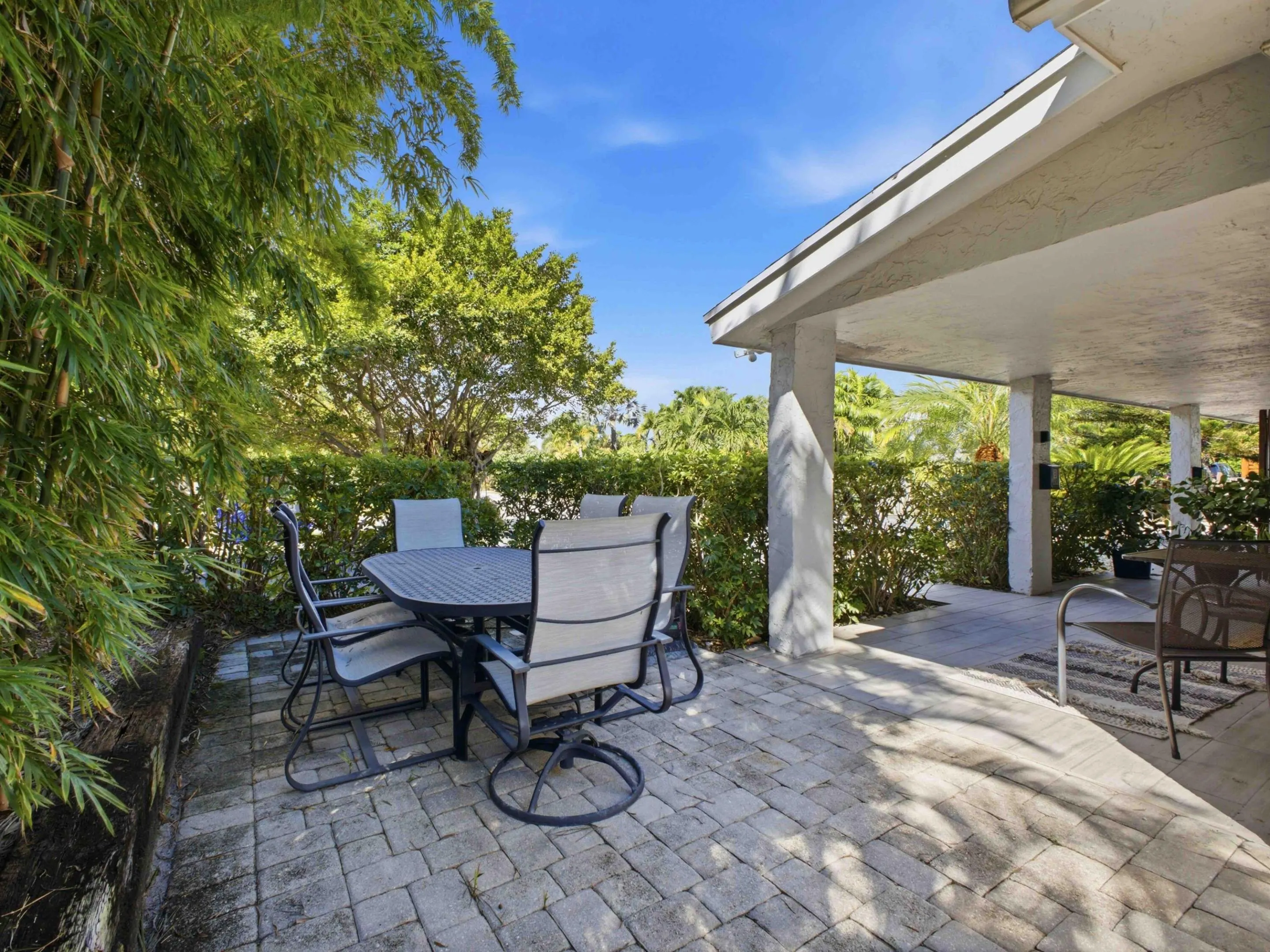 3125 Albatross Road