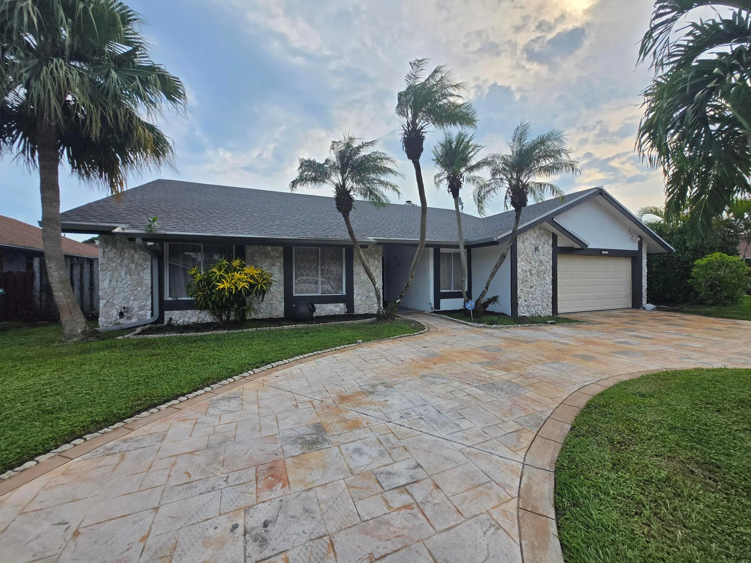 7358 NW 49th Street