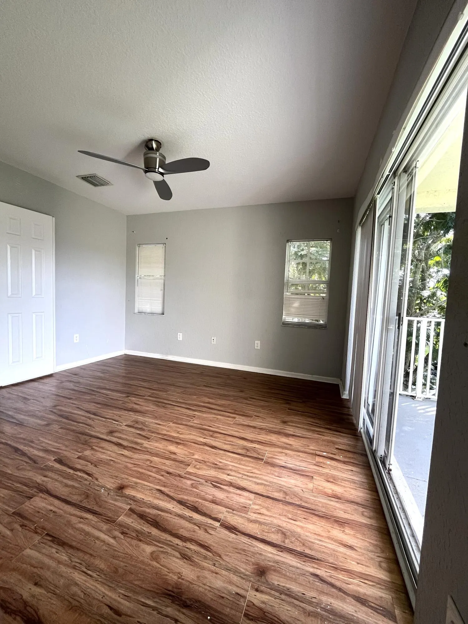 4335 Emerald Vista