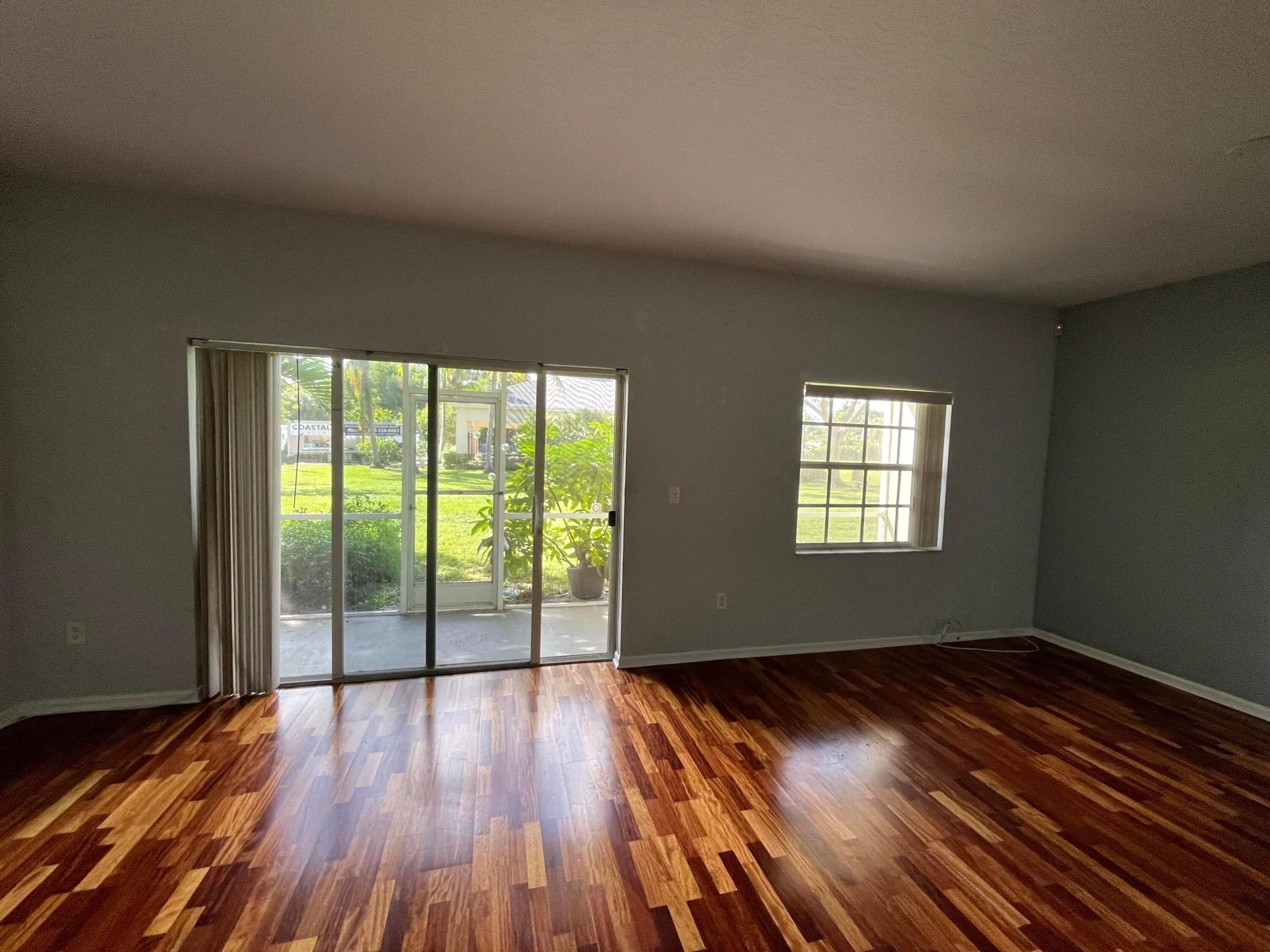 4335 Emerald Vista