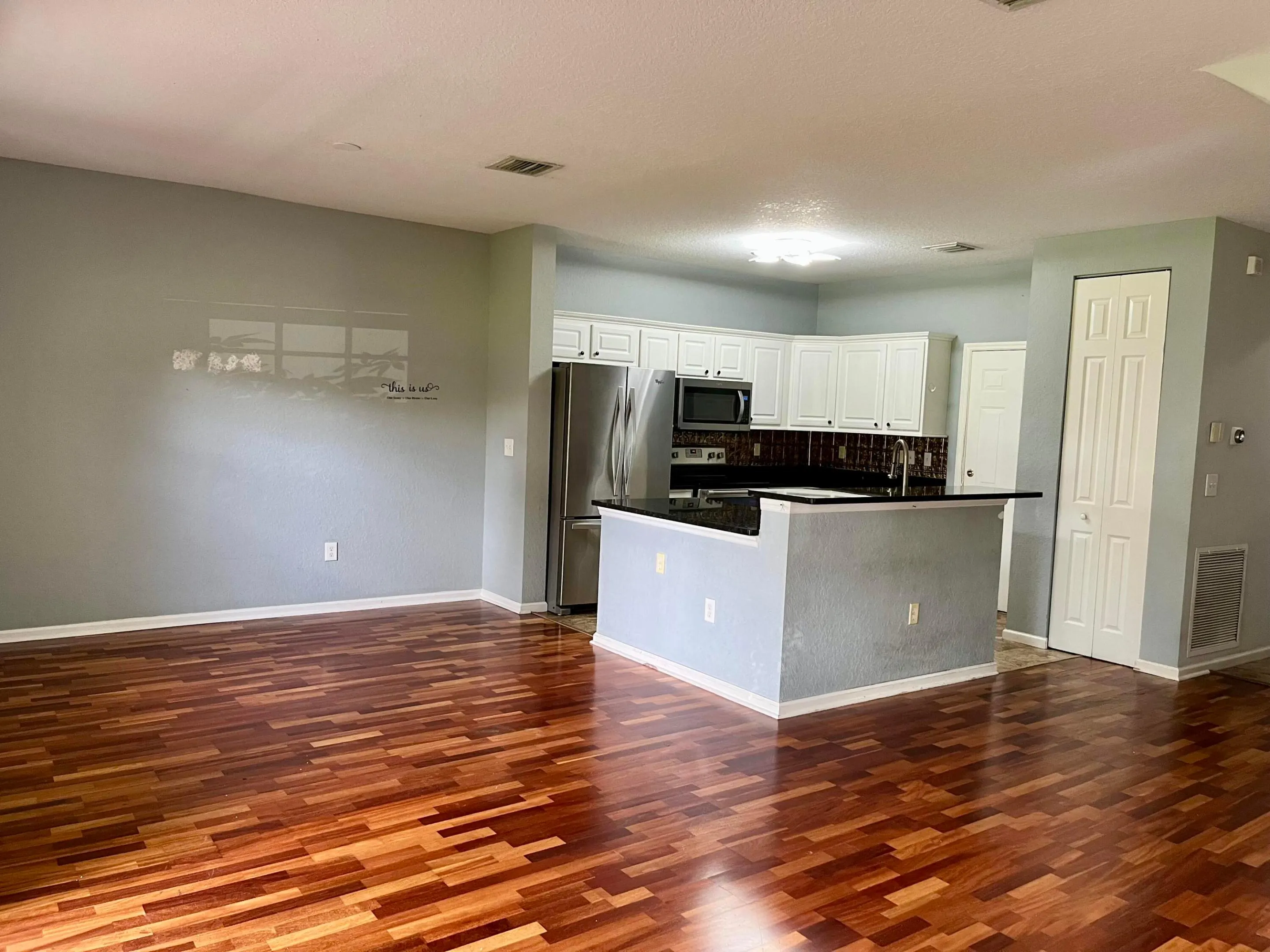 4335 Emerald Vista