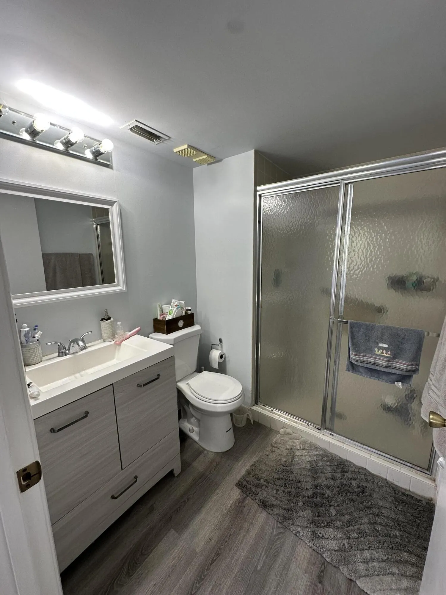3138 Via Poinciana #317