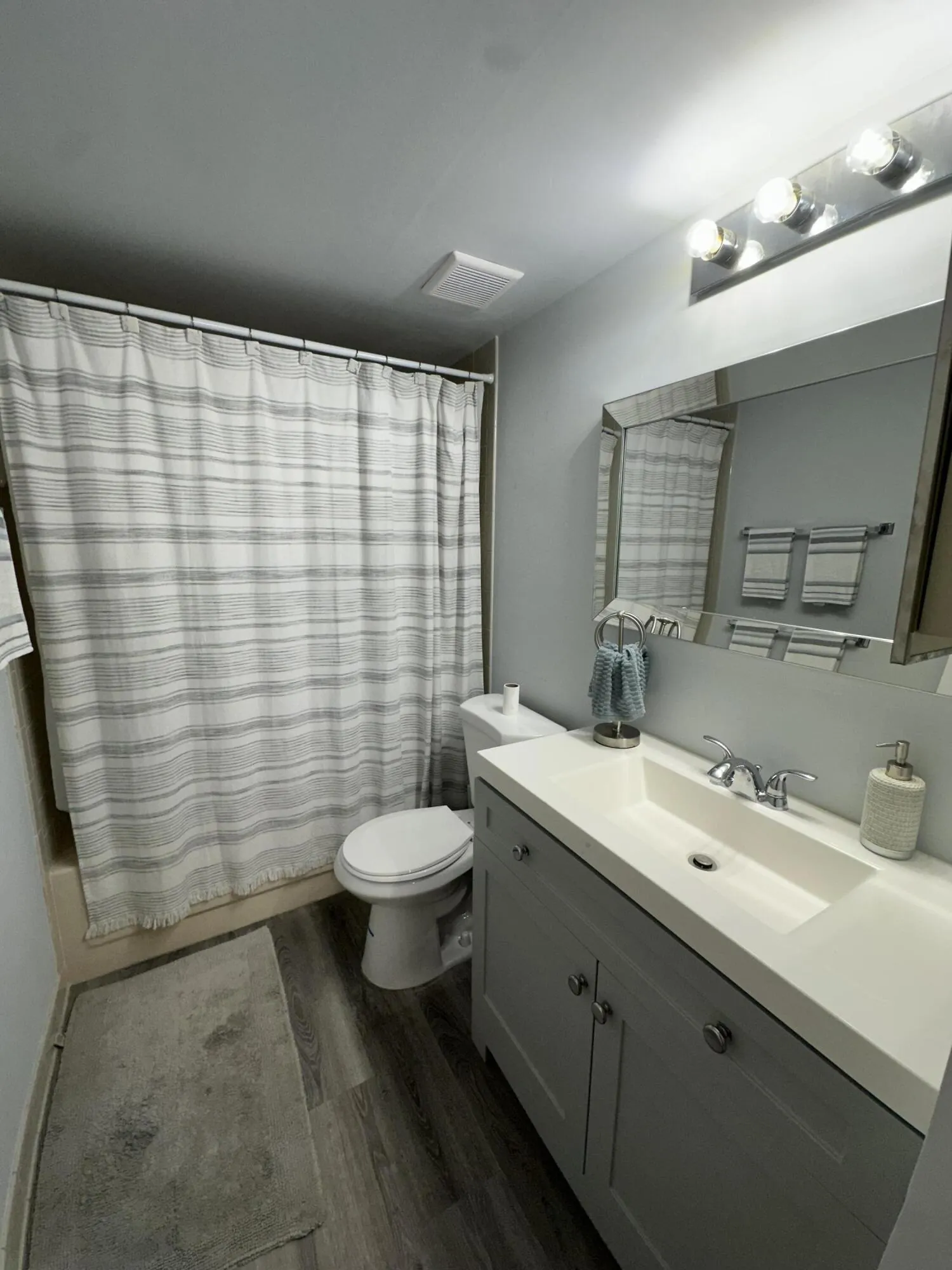 3138 Via Poinciana #317
