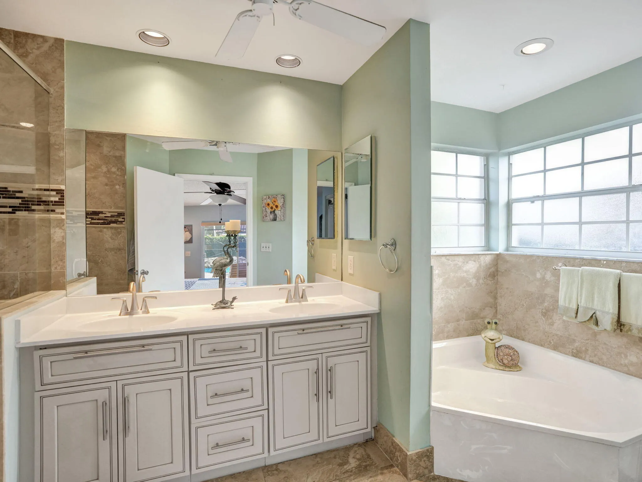 4312 NW 54th Street