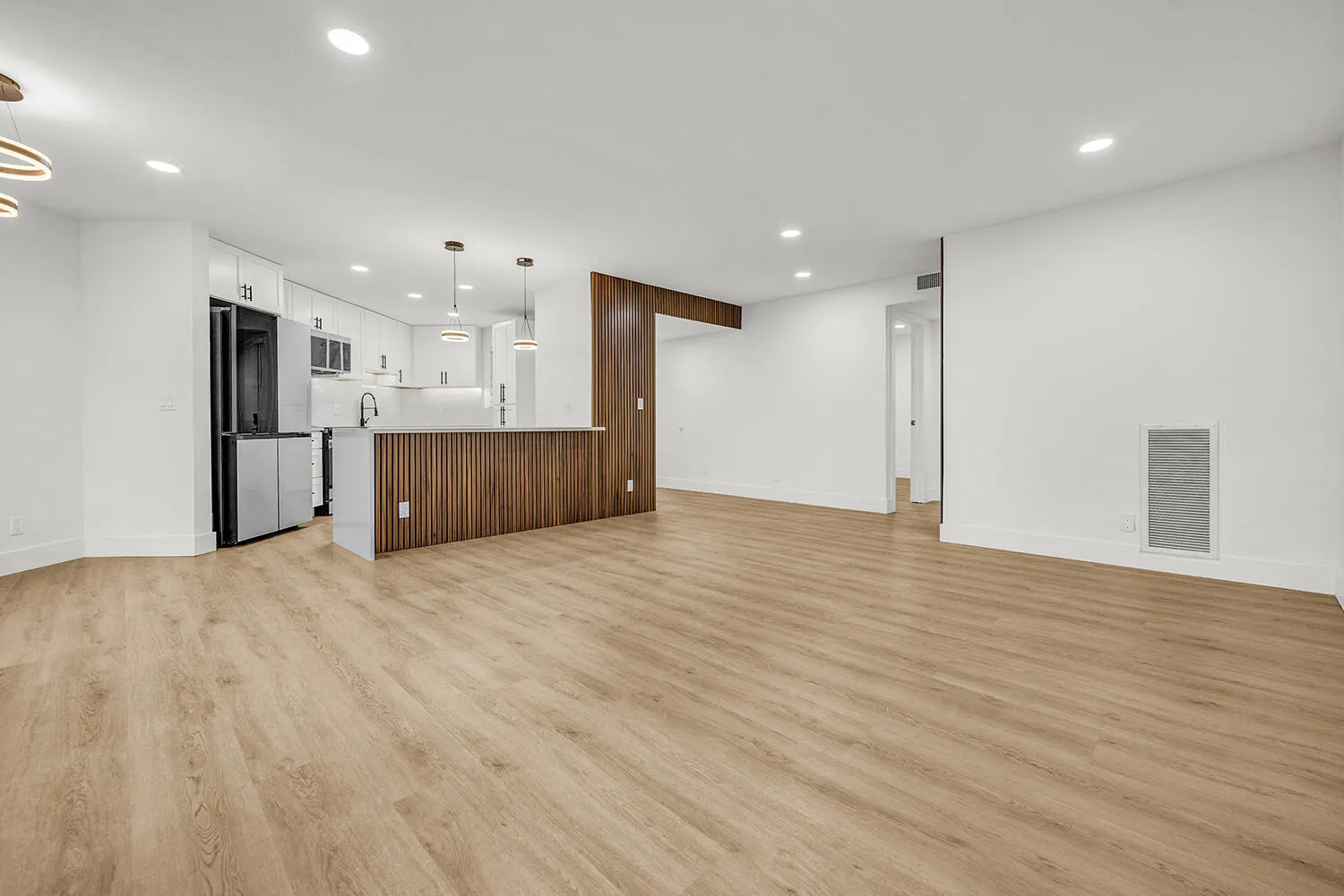 5701 CAMINO DEL SOL #106