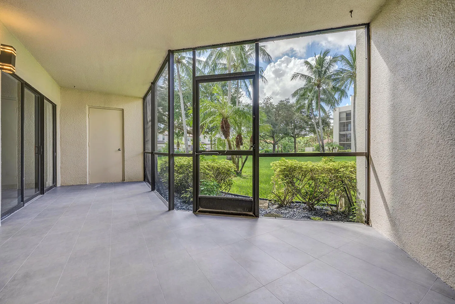 5701 CAMINO DEL SOL #106