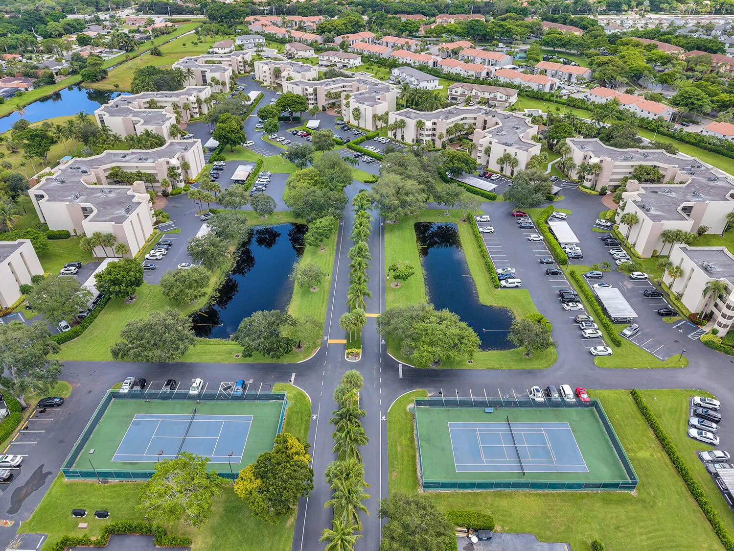 5701 CAMINO DEL SOL #106