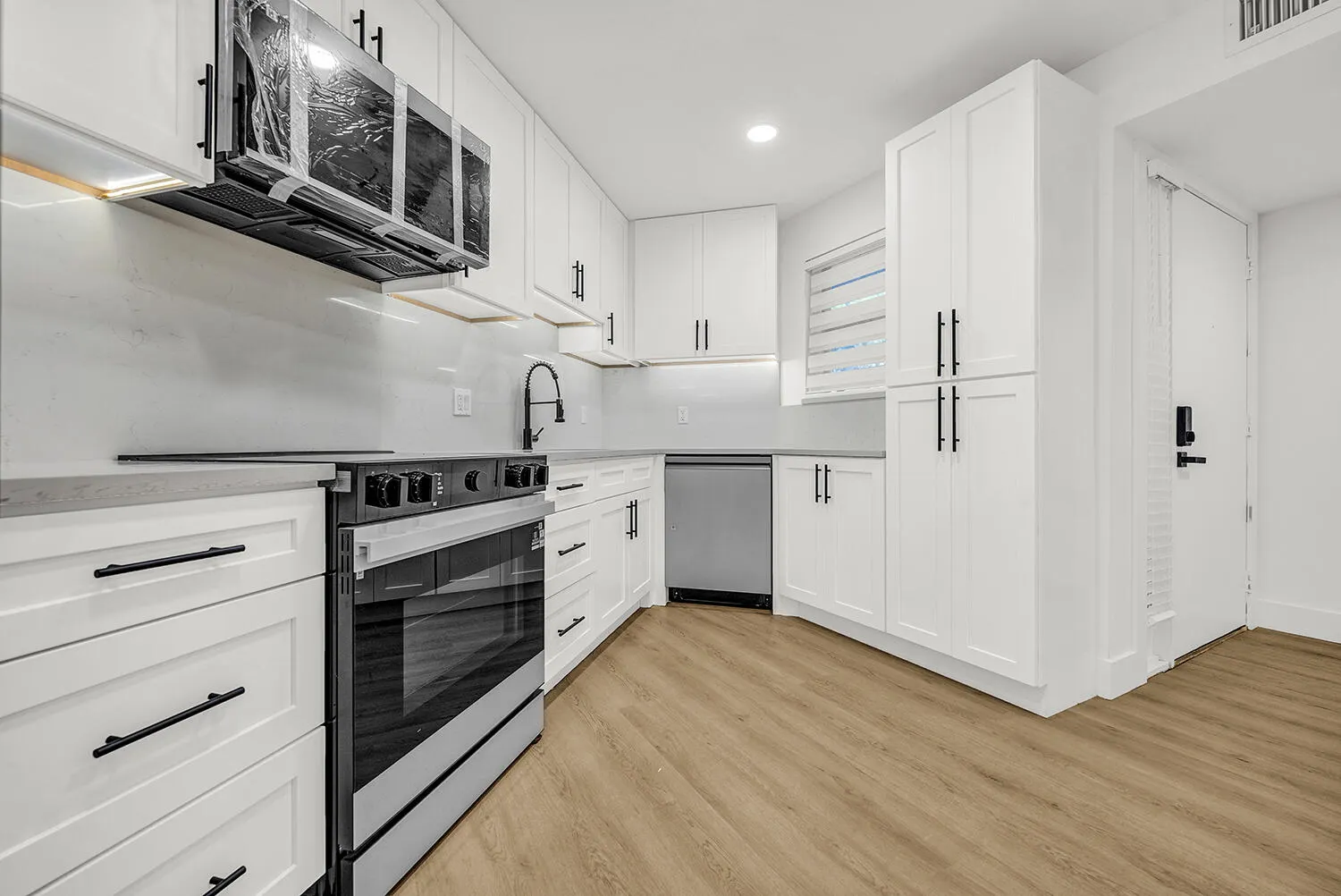 5701 CAMINO DEL SOL #106