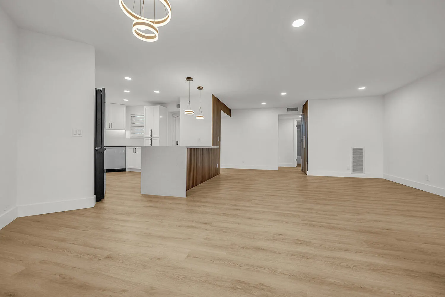 5701 CAMINO DEL SOL #106