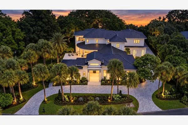 16132 Bridlewood Circle
