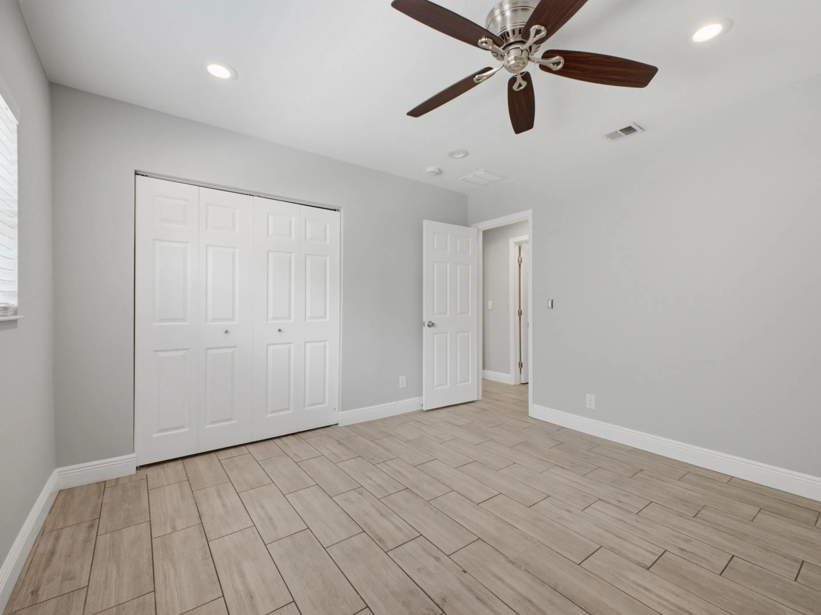 3125 Albatross Road