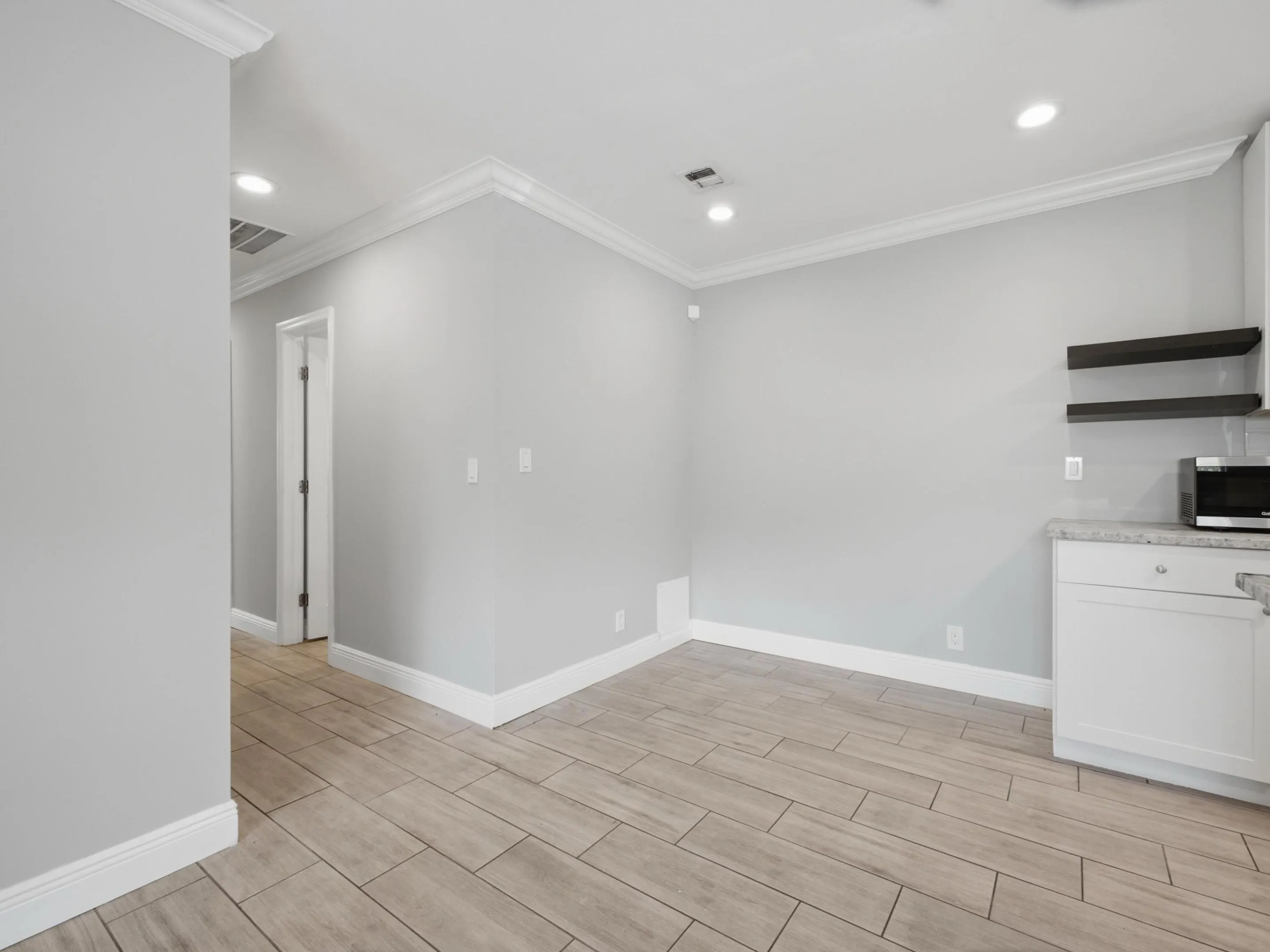 3125 Albatross Road
