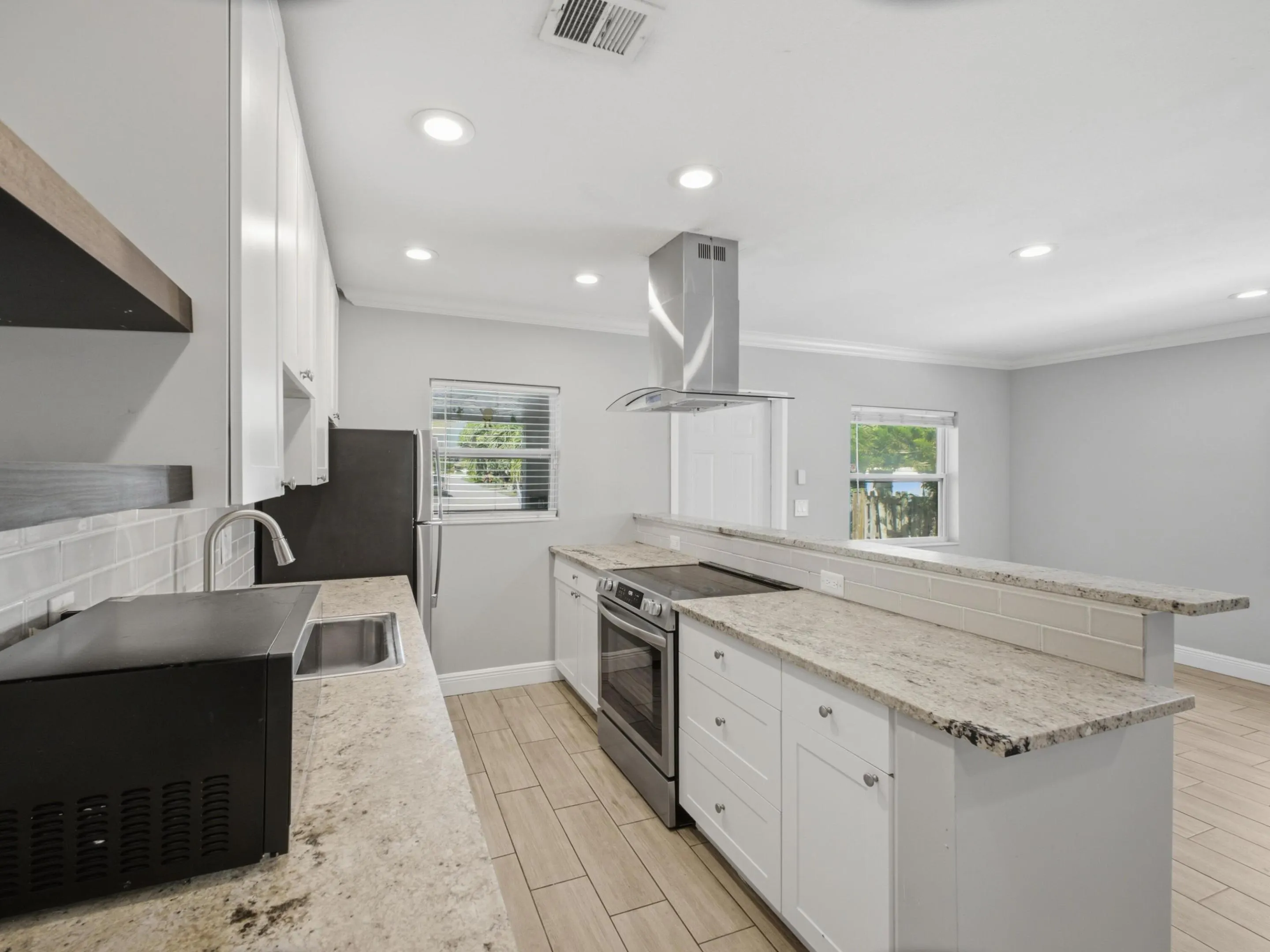3125 Albatross Road