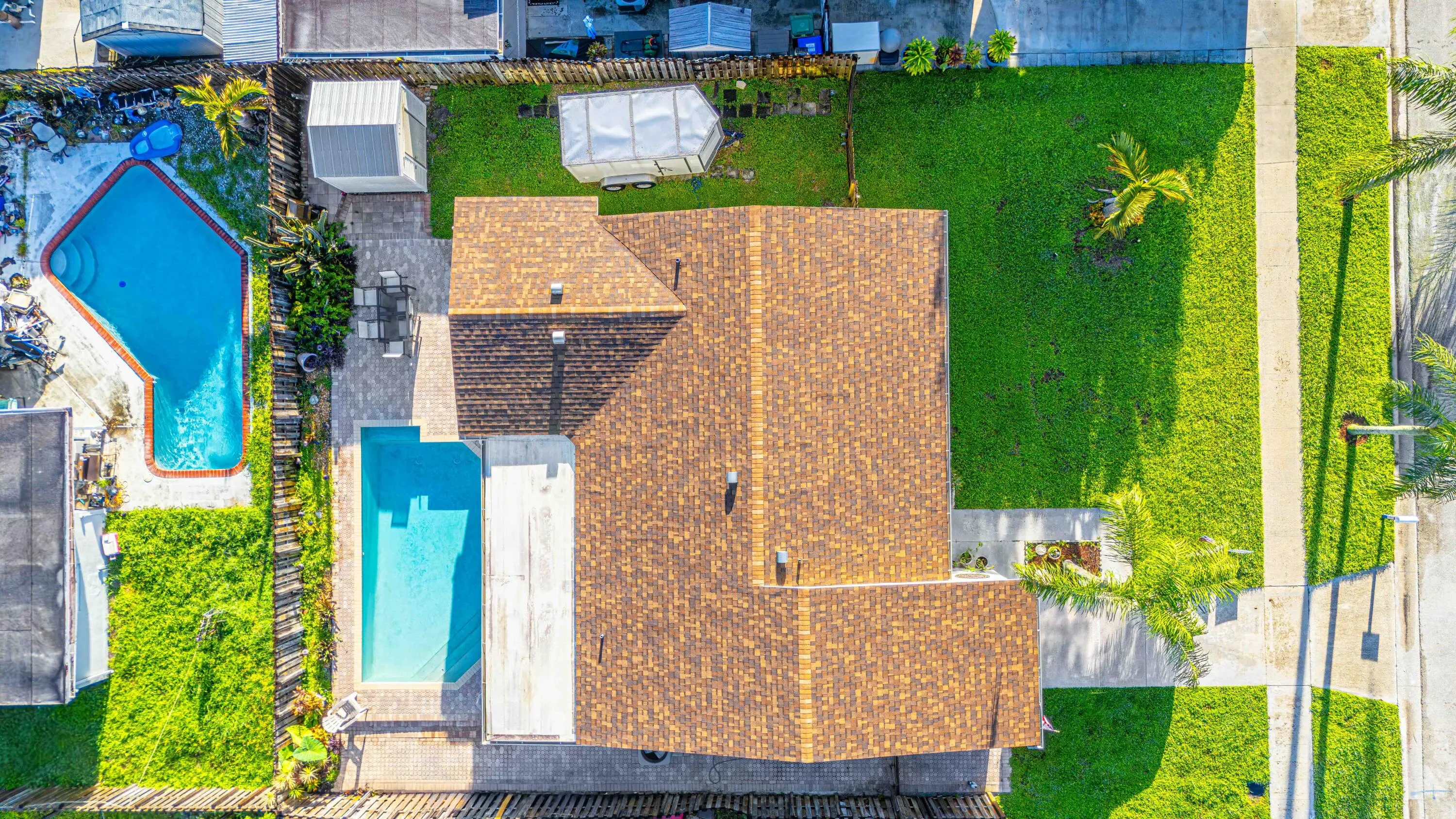 6911 SW 1ST Court