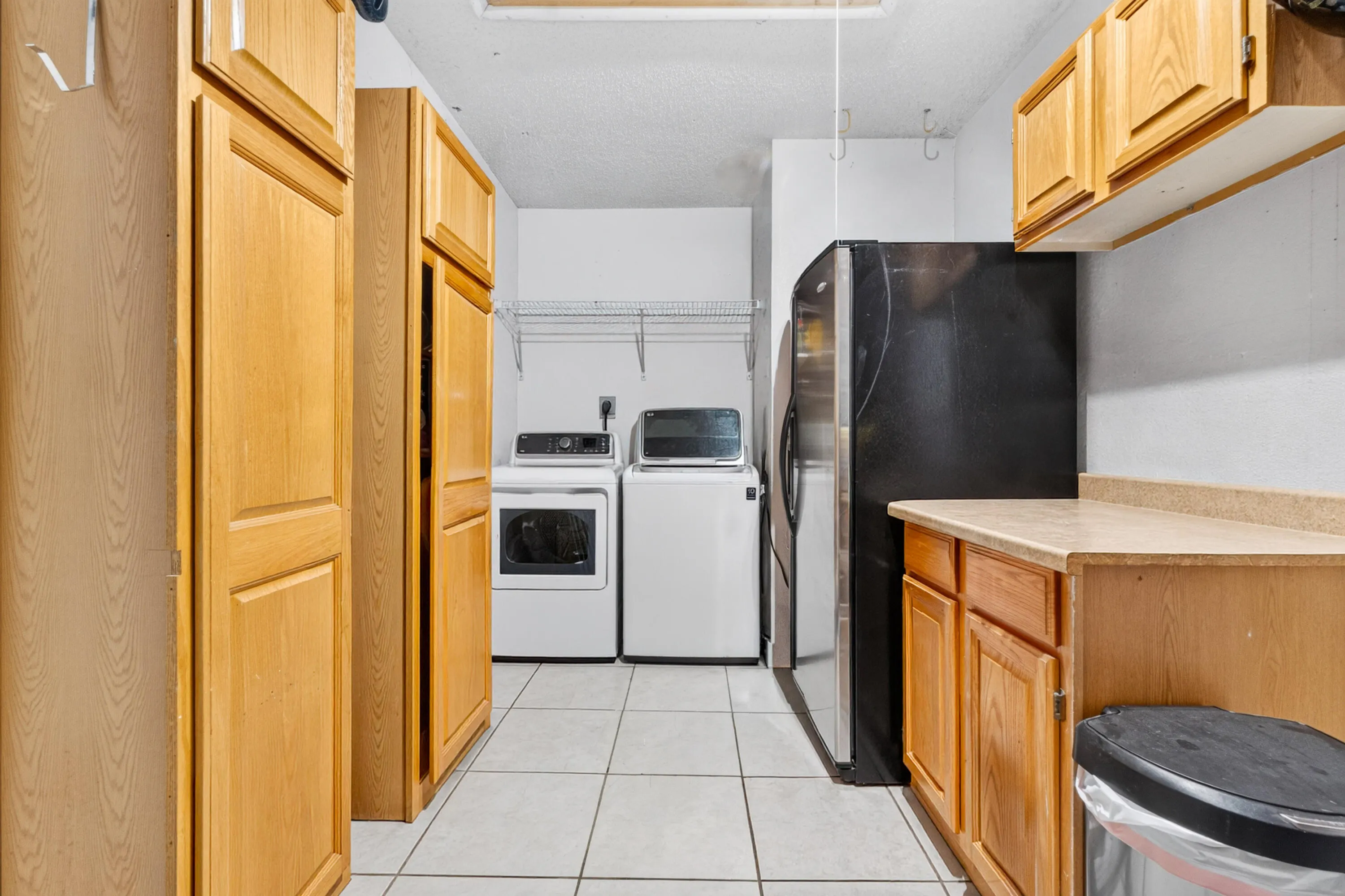 6911 SW 1ST Court