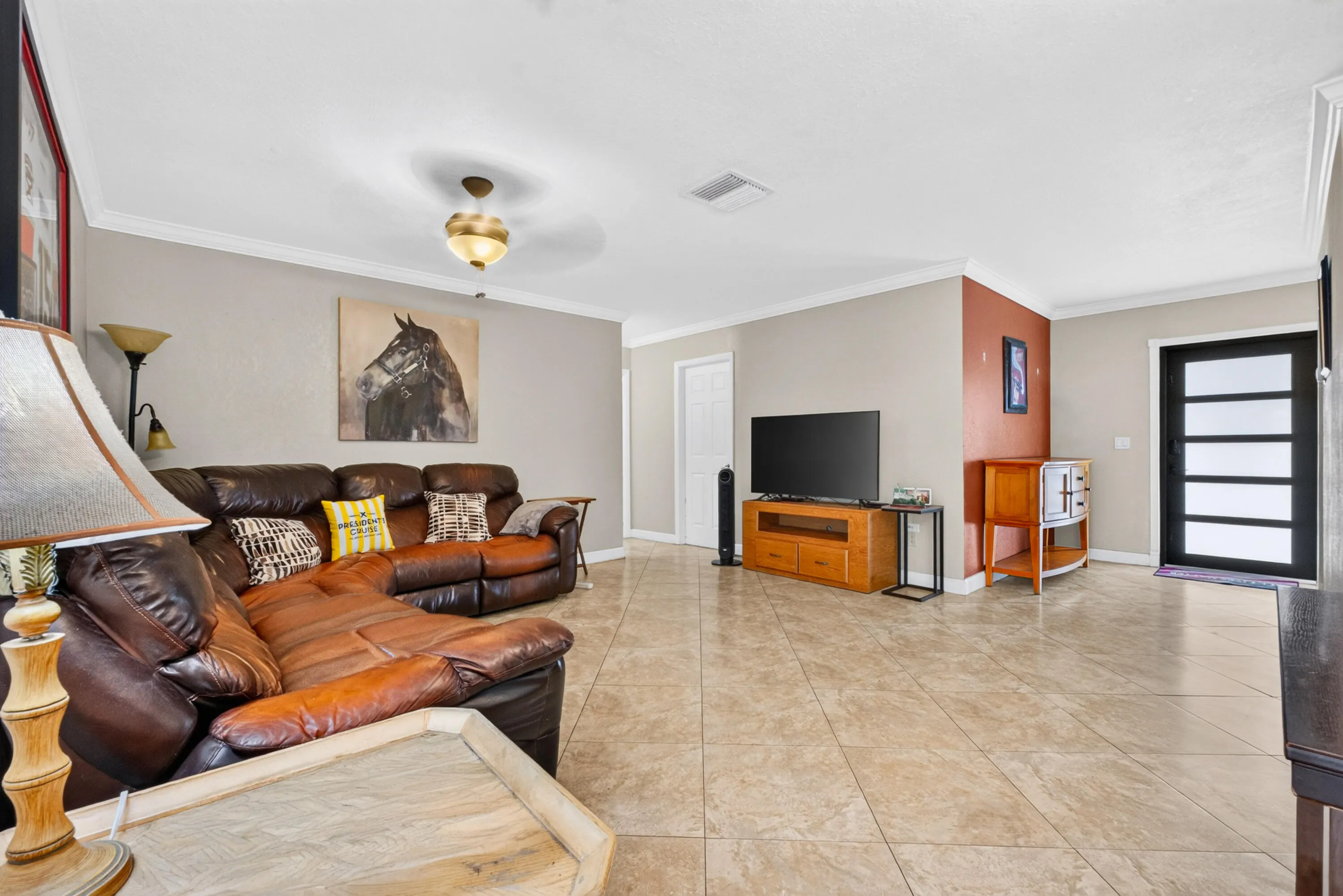 6911 SW 1ST Court