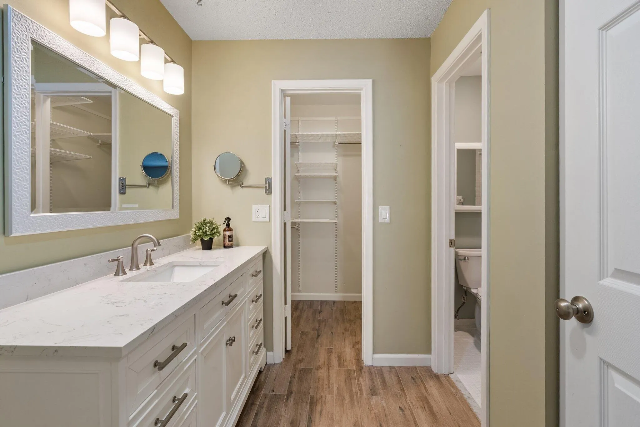 1740 NW 19TH Terrace #202