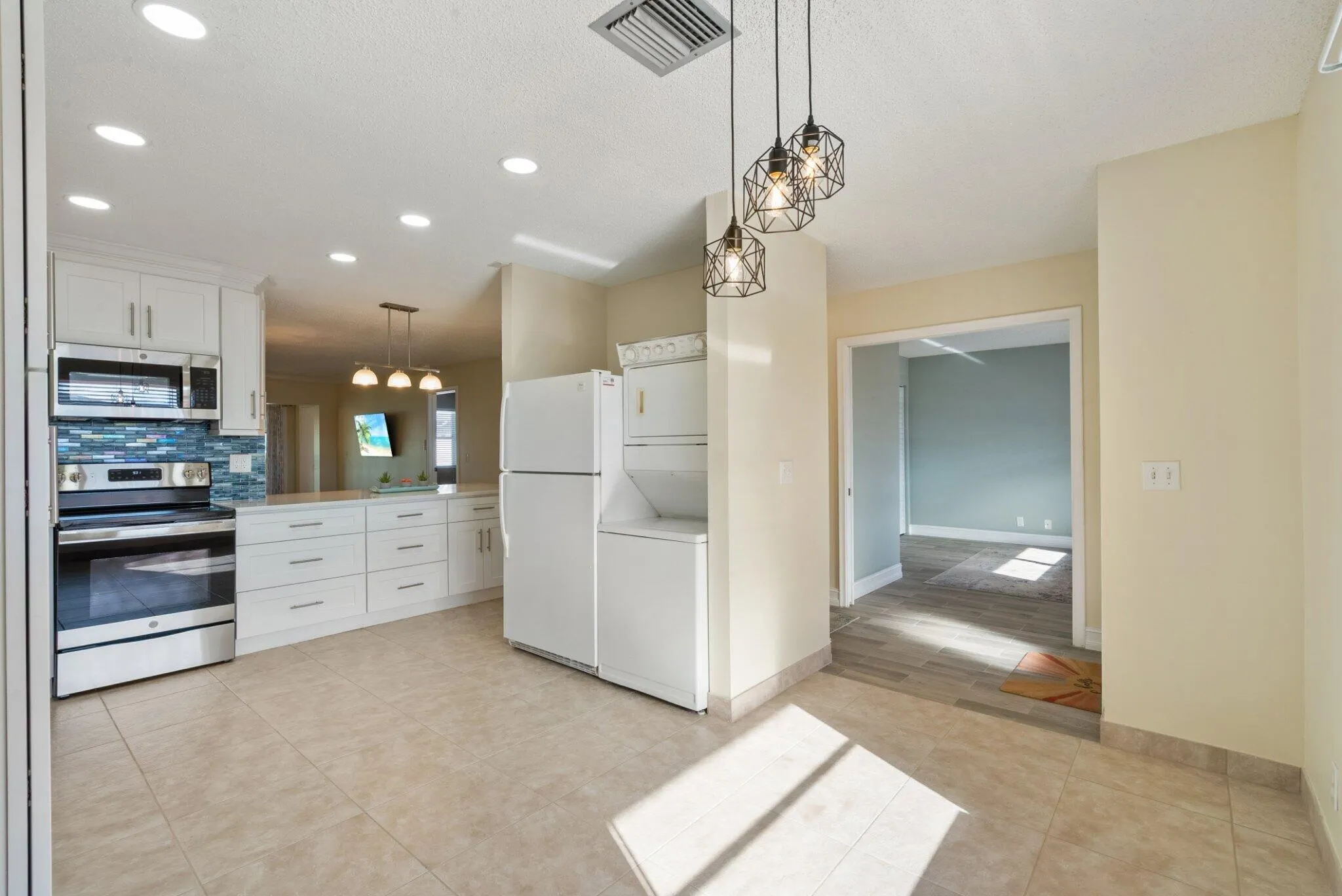1740 NW 19TH Terrace #202