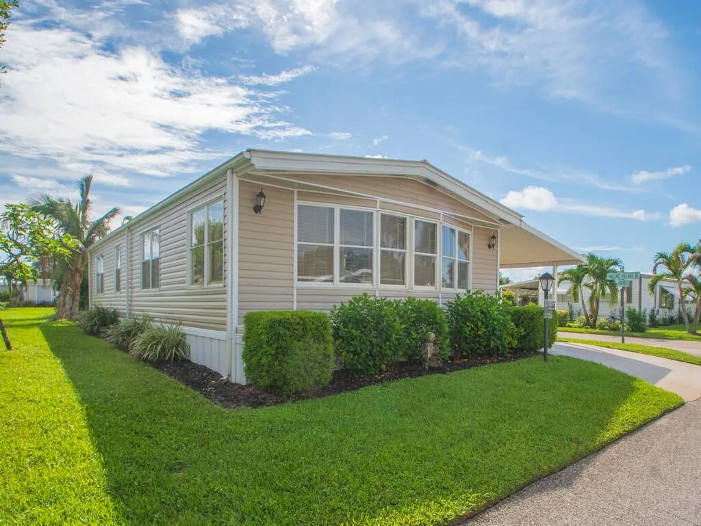 93 N Warner Drive