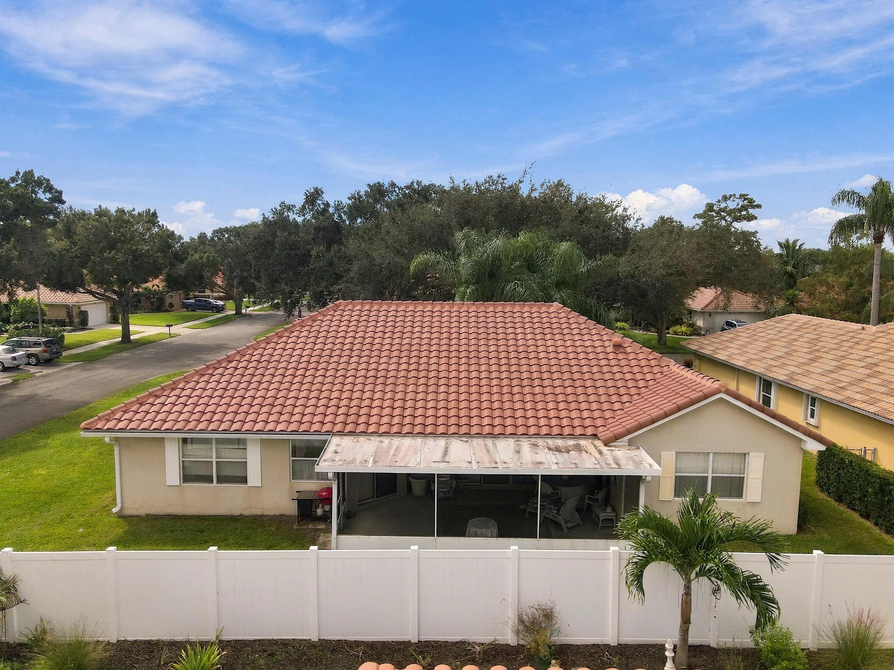3705 BEACHWOOD Drive
