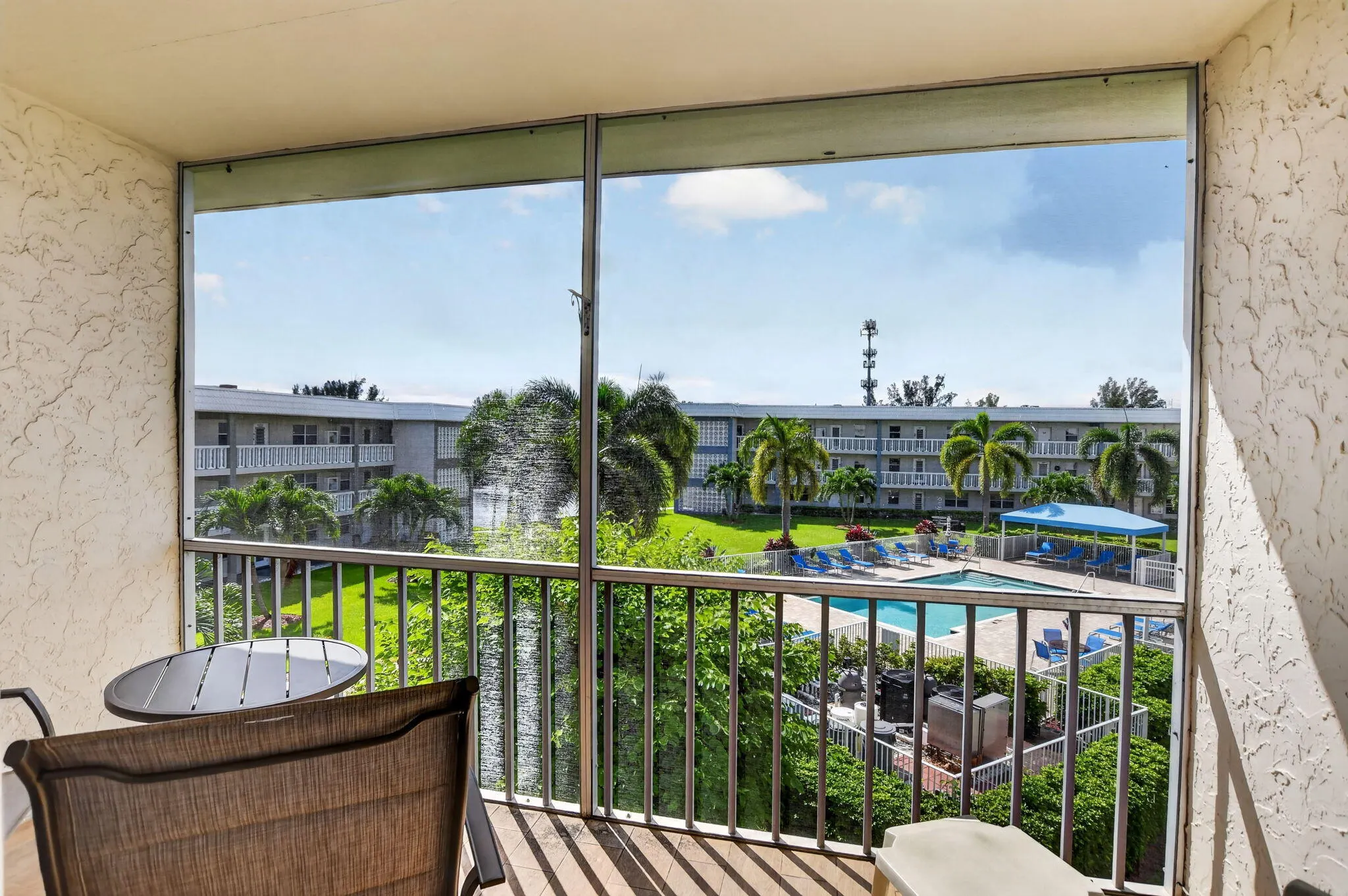9872 MARINA Boulevard #1438
