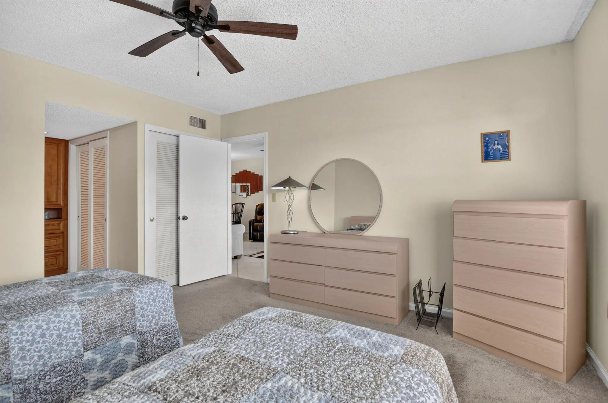 9872 MARINA Boulevard #1438